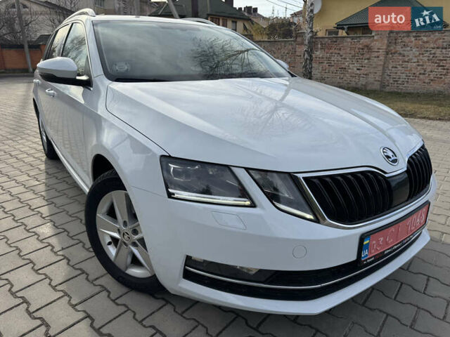 Белый Шкода Октавия, объемом двигателя 2 л и пробегом 191 тыс. км за 16650 $, фото 10 на Automoto.ua