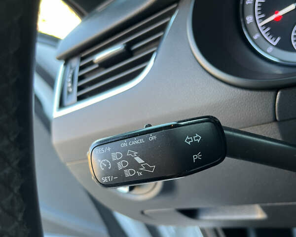 Шкода Октавія 2019 у Мукачеве на Automoto.ua Білий Шкода Октавія, об'ємом двигуна 2 л та пробігом 238 тис. км за 17400 $, фото 58 на Automoto.ua