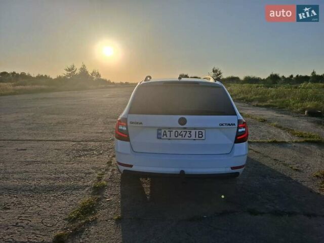 Белый Шкода Октавия, объемом двигателя 1.97 л и пробегом 285 тыс. км за 16000 $, фото 3 на Automoto.ua