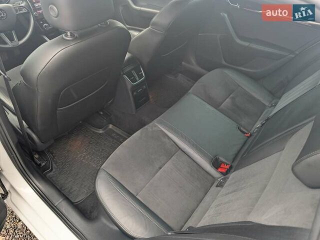 Білий Шкода Октавія, об'ємом двигуна 1.97 л та пробігом 226 тис. км за 18990 $, фото 39 на Automoto.ua