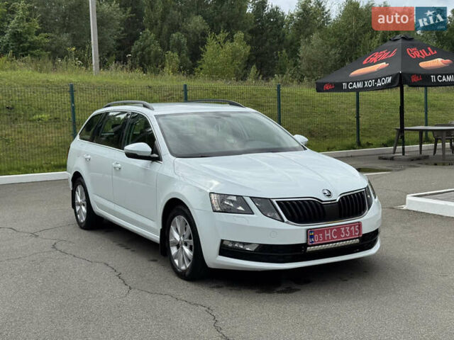 Шкода Октавія 2019 у Ирпене на Automoto.ua Білий Шкода Октавія, об'ємом двигуна 2 л та пробігом 280 тис. км за 14800 $, фото 27 на Automoto.ua