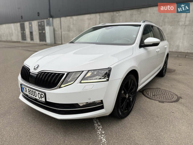 Белый Шкода Октавия, объемом двигателя 1.6 л и пробегом 196 тыс. км за 15499 $, фото 6 на Automoto.ua