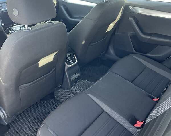 Белый Шкода Октавия, объемом двигателя 1.97 л и пробегом 185 тыс. км за 18500 $, фото 15 на Automoto.ua