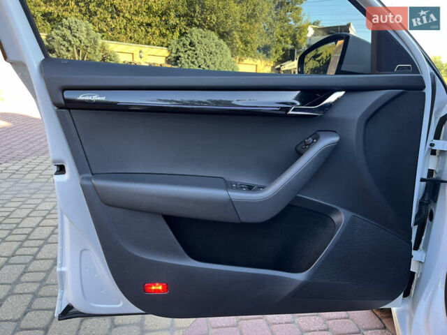 Шкода Октавія 2019 у Мукачеве на Automoto.ua Білий Шкода Октавія, об'ємом двигуна 2 л та пробігом 238 тис. км за 17400 $, фото 60 на Automoto.ua