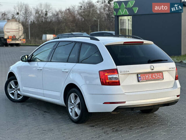 Білий Шкода Октавія, об'ємом двигуна 2 л та пробігом 217 тис. км за 14499 $, фото 19 на Automoto.ua