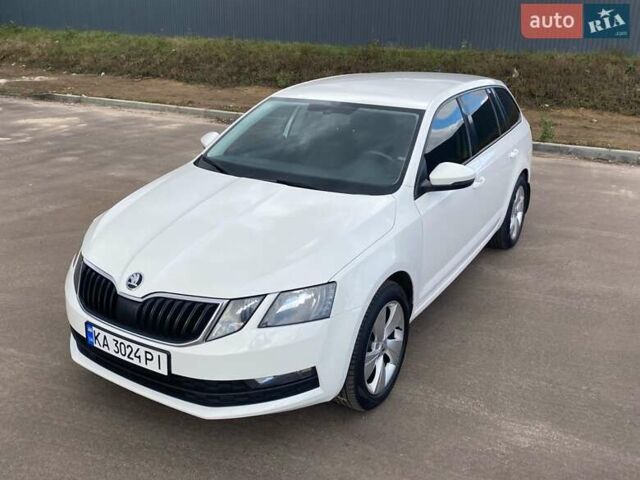 Білий Шкода Октавія, об'ємом двигуна 1.4 л та пробігом 186 тис. км за 12300 $, фото 1 на Automoto.ua