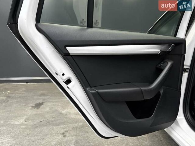 Белый Шкода Октавия, объемом двигателя 1.97 л и пробегом 148 тыс. км за 18300 $, фото 35 на Automoto.ua