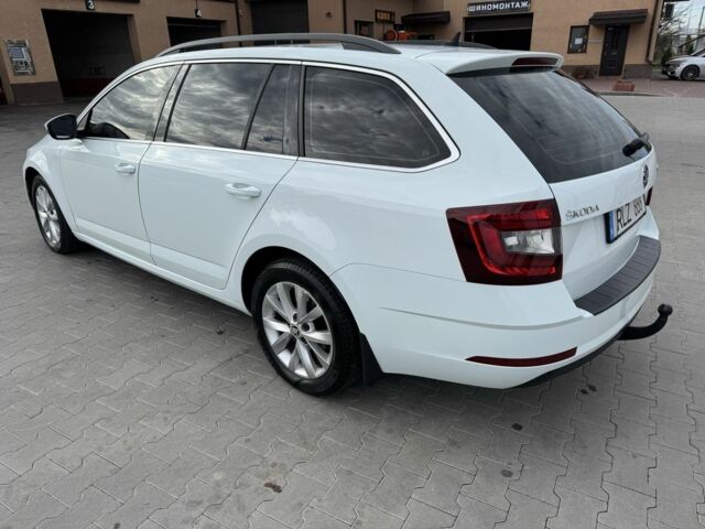 Білий Шкода Октавія, об'ємом двигуна 2 л та пробігом 280 тис. км за 12300 $, фото 6 на Automoto.ua