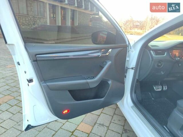 Белый Шкода Октавия, объемом двигателя 1.97 л и пробегом 270 тыс. км за 19350 $, фото 58 на Automoto.ua