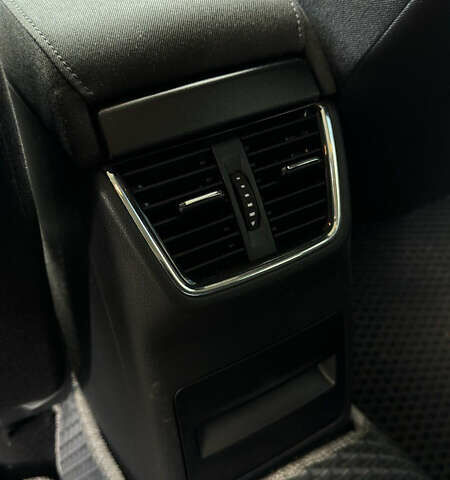 Белый Шкода Октавия, объемом двигателя 1.6 л и пробегом 262 тыс. км за 15500 $, фото 21 на Automoto.ua