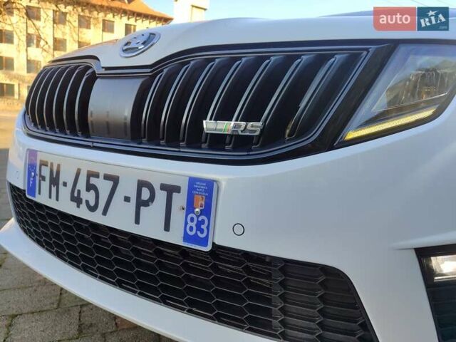 Белый Шкода Октавия, объемом двигателя 1.97 л и пробегом 270 тыс. км за 19350 $, фото 64 на Automoto.ua