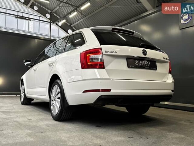 Белый Шкода Октавия, объемом двигателя 1.97 л и пробегом 148 тыс. км за 18300 $, фото 13 на Automoto.ua