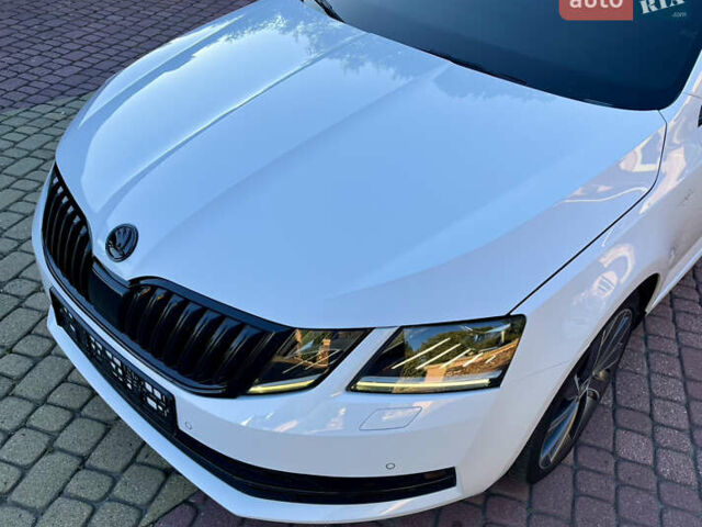 Шкода Октавія 2019 у Мукачеве на Automoto.ua Білий Шкода Октавія, об'ємом двигуна 2 л та пробігом 238 тис. км за 17400 $, фото 5 на Automoto.ua