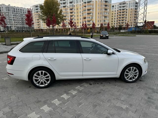 Белый Шкода Октавия, объемом двигателя 2 л и пробегом 154 тыс. км за 19900 $, фото 4 на Automoto.ua