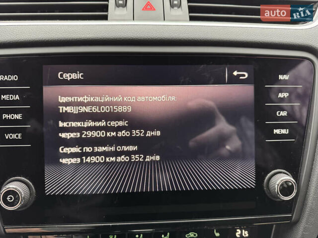 Білий Шкода Октавія, об'ємом двигуна 2 л та пробігом 209 тис. км за 16500 $, фото 27 на Automoto.ua