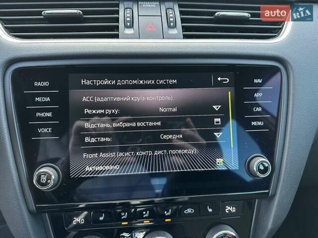 Білий Шкода Октавія, об'ємом двигуна 2 л та пробігом 184 тис. км за 16900 $, фото 43 на Automoto.ua