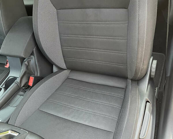 Белый Шкода Октавия, объемом двигателя 1.6 л и пробегом 212 тыс. км за 14500 $, фото 14 на Automoto.ua