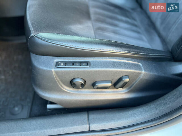 Шкода Октавія 2019 у Мукачеве на Automoto.ua Білий Шкода Октавія, об'ємом двигуна 2 л та пробігом 238 тис. км за 17400 $, фото 46 на Automoto.ua