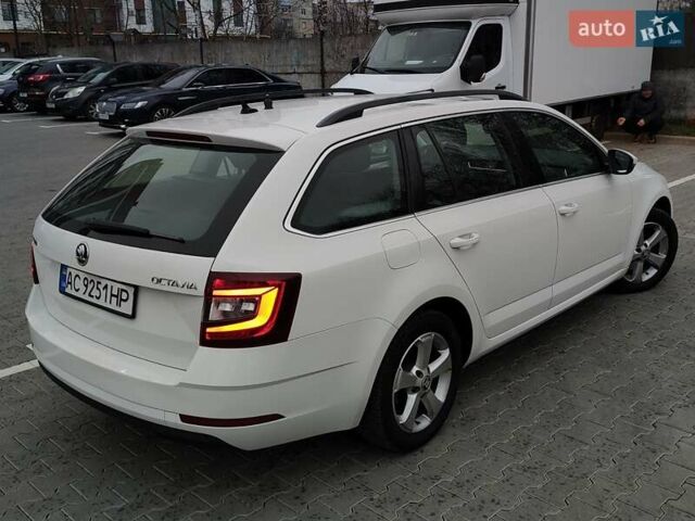 Білий Шкода Октавія, об'ємом двигуна 1.97 л та пробігом 198 тис. км за 14750 $, фото 11 на Automoto.ua