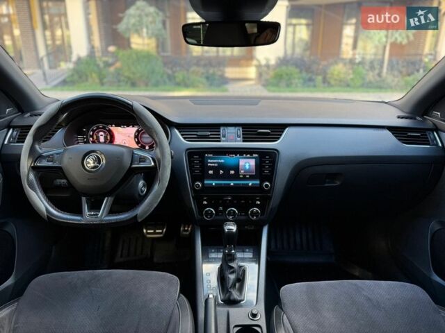 Белый Шкода Октавия, объемом двигателя 1.97 л и пробегом 286 тыс. км за 18200 $, фото 10 на Automoto.ua