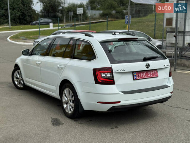 Шкода Октавія 2019 у Ирпене на Automoto.ua Білий Шкода Октавія, об'ємом двигуна 2 л та пробігом 280 тис. км за 14800 $, фото 35 на Automoto.ua