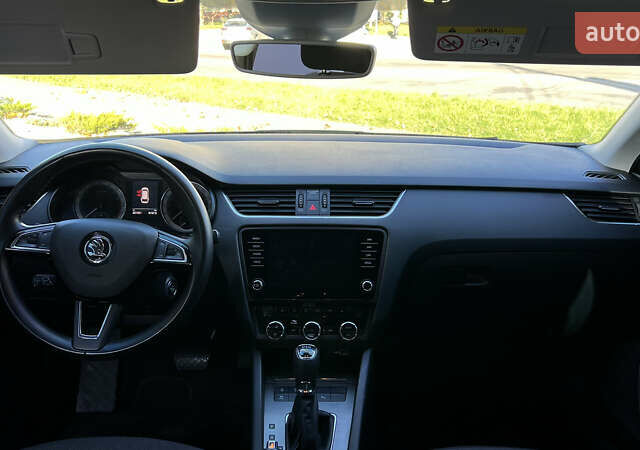 Белый Шкода Октавия, объемом двигателя 2 л и пробегом 201 тыс. км за 14300 $, фото 35 на Automoto.ua