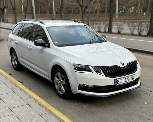 Білий Шкода Октавія, об'ємом двигуна 1.97 л та пробігом 182 тис. км за 16100 $, фото 1 на Automoto.ua