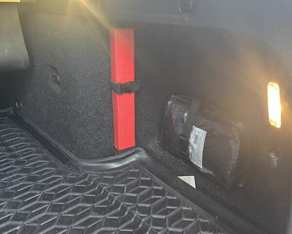 Білий Шкода Октавія, об'ємом двигуна 1.6 л та пробігом 185 тис. км за 16300 $, фото 8 на Automoto.ua