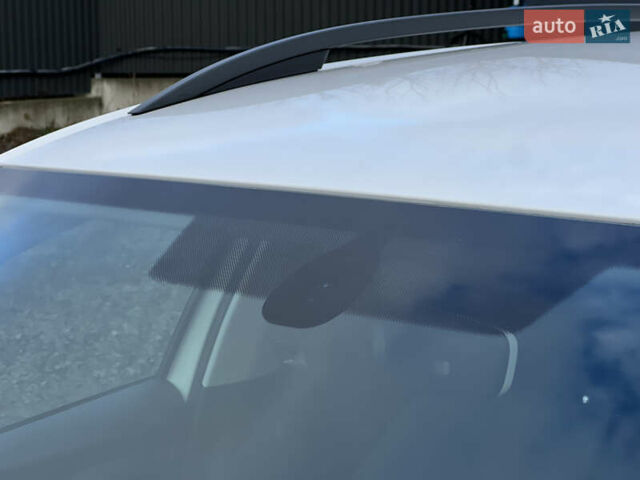 Белый Шкода Октавия, объемом двигателя 2 л и пробегом 200 тыс. км за 17456 $, фото 16 на Automoto.ua