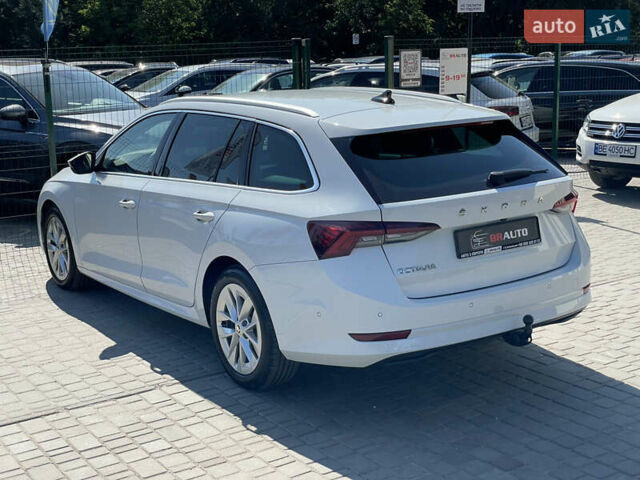 Шкода Октавия 2020 в Бердичеве на Automoto.ua Белый Шкода Октавия, объемом двигателя 2 л и пробегом 225 тыс. км за 21255 $, фото 19 на Automoto.ua