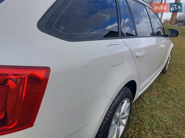 Шкода Октавия 2020 в Тернополе на Automoto.ua Белый Шкода Октавия, объемом двигателя 1.97 л и пробегом 187 тыс. км за 15200 $, фото 8 на Automoto.ua
