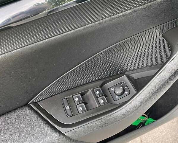 Белый Шкода Октавия, объемом двигателя 1.97 л и пробегом 180 тыс. км за 18800 $, фото 9 на Automoto.ua