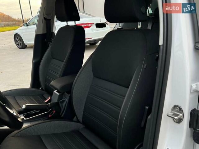 Белый Шкода Октавия, объемом двигателя 2 л и пробегом 193 тыс. км за 18700 $, фото 46 на Automoto.ua