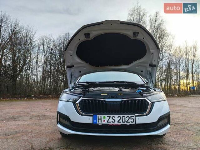 Белый Шкода Октавия, объемом двигателя 2 л и пробегом 310 тыс. км за 17350 $, фото 30 на Automoto.ua