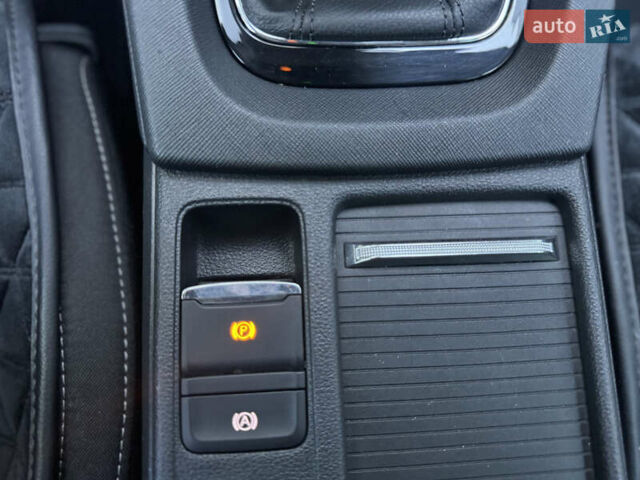 Шкода Октавия 2020 в Мукачеве на Automoto.ua Белый Шкода Октавия, объемом двигателя 2 л и пробегом 217 тыс. км за 18700 $, фото 35 на Automoto.ua