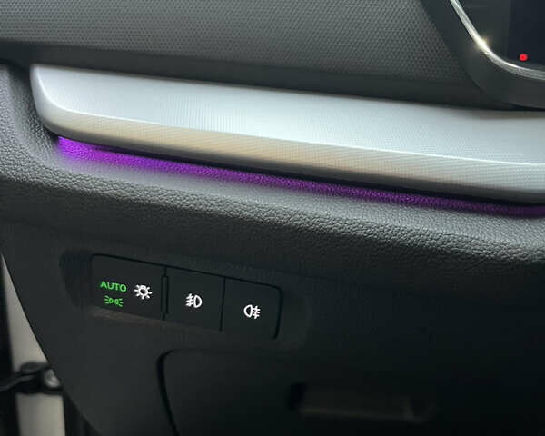 Білий Шкода Октавія, об'ємом двигуна 2 л та пробігом 218 тис. км за 22300 $, фото 16 на Automoto.ua