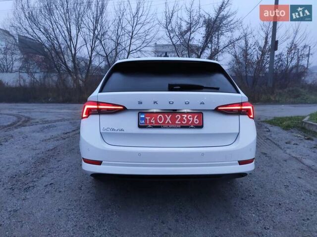 Белый Шкода Октавия, объемом двигателя 2 л и пробегом 310 тыс. км за 17800 $, фото 3 на Automoto.ua