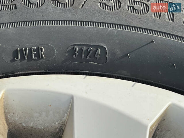 Белый Шкода Октавия, объемом двигателя 2 л и пробегом 200 тыс. км за 17456 $, фото 103 на Automoto.ua