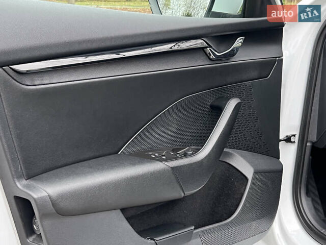 Белый Шкода Октавия, объемом двигателя 1.97 л и пробегом 229 тыс. км за 18300 $, фото 15 на Automoto.ua