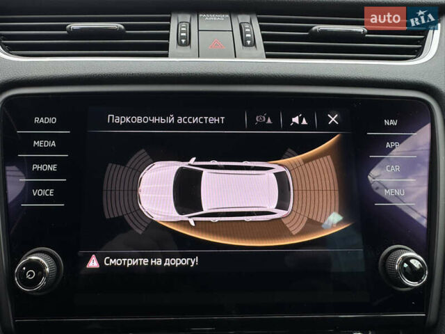 Білий Шкода Октавія, об'ємом двигуна 1.97 л та пробігом 203 тис. км за 16750 $, фото 26 на Automoto.ua
