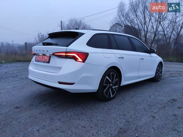 Белый Шкода Октавия, объемом двигателя 2 л и пробегом 310 тыс. км за 17800 $, фото 6 на Automoto.ua
