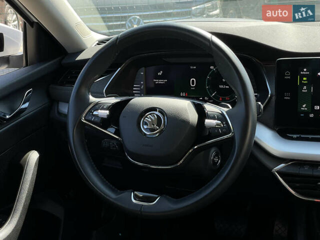 Шкода Октавия 2020 в Бердичеве на Automoto.ua Белый Шкода Октавия, объемом двигателя 2 л и пробегом 225 тыс. км за 21255 $, фото 35 на Automoto.ua