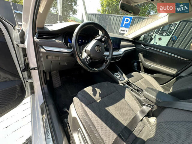 Белый Шкода Октавия, объемом двигателя 2 л и пробегом 235 тыс. км за 18300 $, фото 10 на Automoto.ua