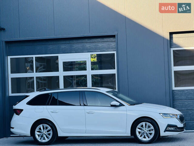 Шкода Октавия 2020 в Мукачеве на Automoto.ua Белый Шкода Октавия, объемом двигателя 2 л и пробегом 217 тыс. км за 18700 $, фото 5 на Automoto.ua