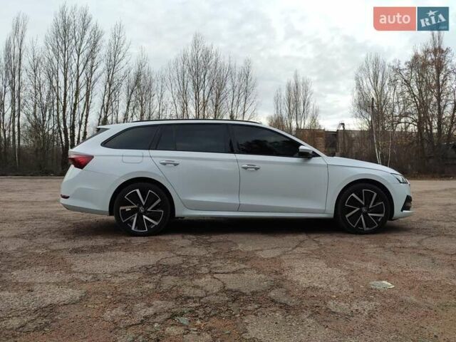 Белый Шкода Октавия, объемом двигателя 2 л и пробегом 310 тыс. км за 17350 $, фото 8 на Automoto.ua