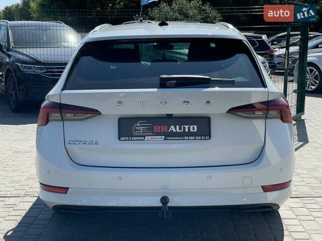 Шкода Октавия 2020 в Бердичеве на Automoto.ua Белый Шкода Октавия, объемом двигателя 2 л и пробегом 225 тыс. км за 21255 $, фото 16 на Automoto.ua