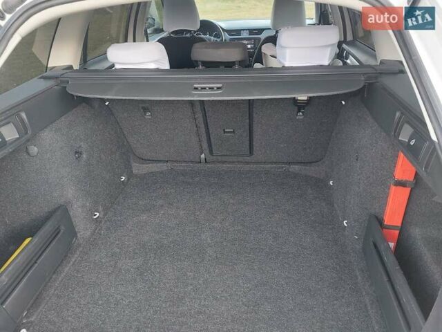 Шкода Октавия 2020 в Тернополе на Automoto.ua Белый Шкода Октавия, объемом двигателя 1.97 л и пробегом 187 тыс. км за 15200 $, фото 33 на Automoto.ua