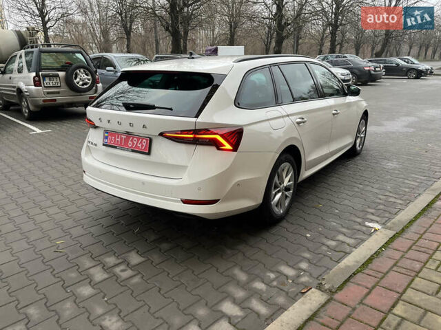 Білий Шкода Октавія, об'ємом двигуна 2 л та пробігом 218 тис. км за 22300 $, фото 3 на Automoto.ua