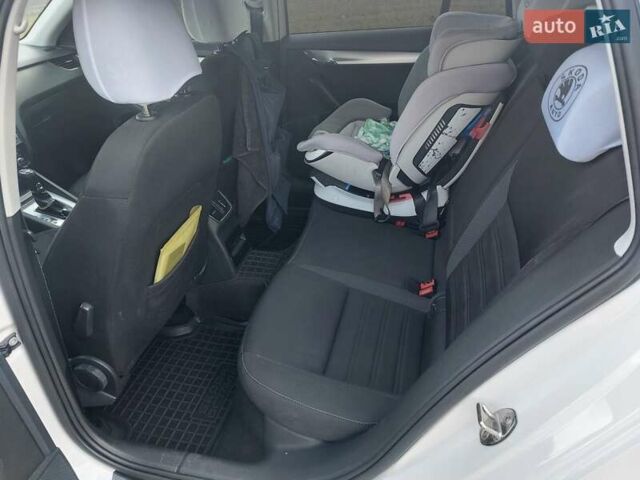 Шкода Октавия 2020 в Тернополе на Automoto.ua Белый Шкода Октавия, объемом двигателя 1.97 л и пробегом 187 тыс. км за 15200 $, фото 24 на Automoto.ua