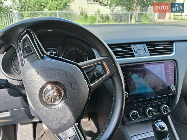 Шкода Октавия 2020 в Бориславе на Automoto.ua Белый Шкода Октавия, объемом двигателя 1.97 л и пробегом 243 тыс. км за 18400 $, фото 8 на Automoto.ua